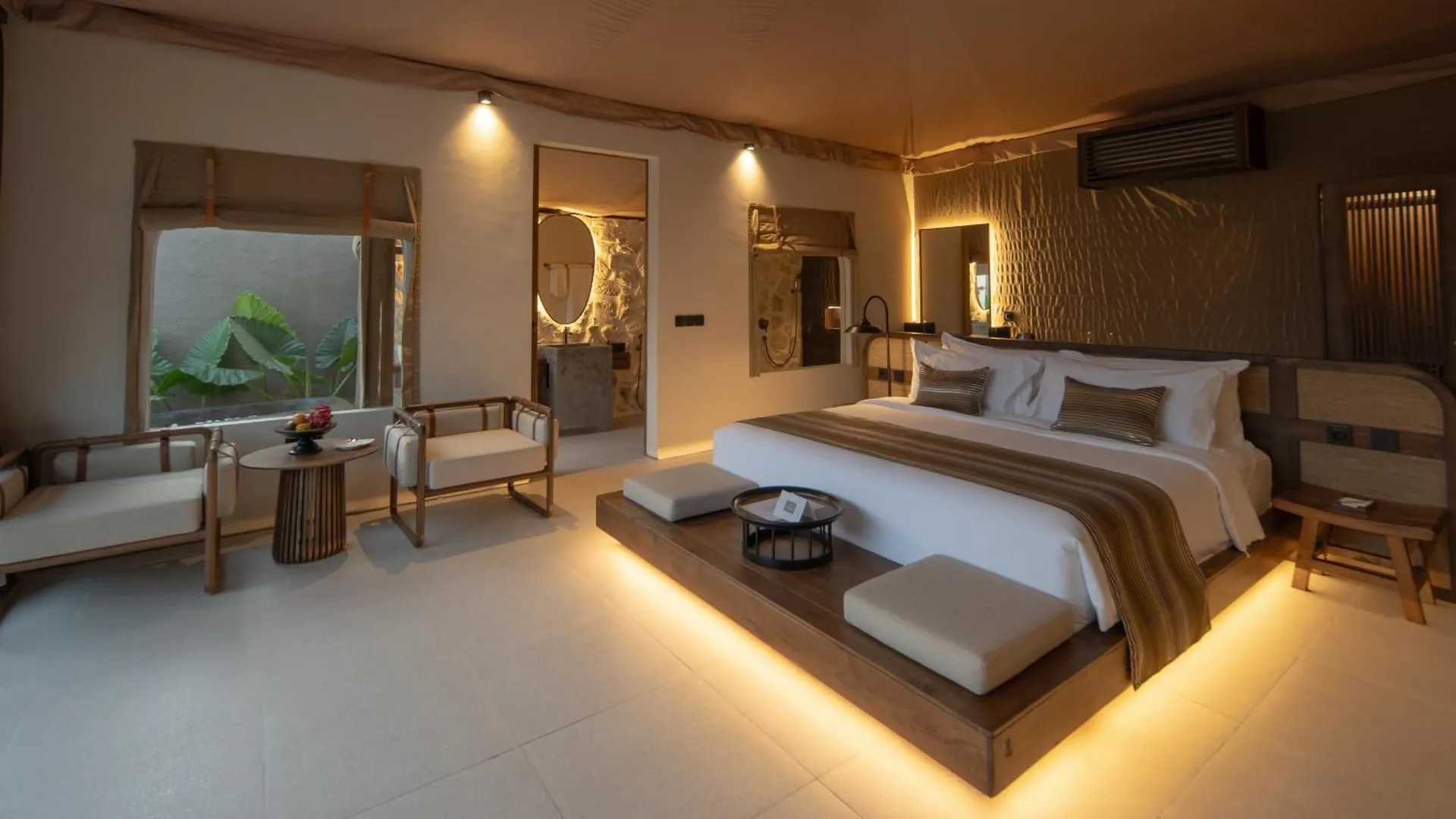 Ubud Mas Glamping Luxury Tent Villa