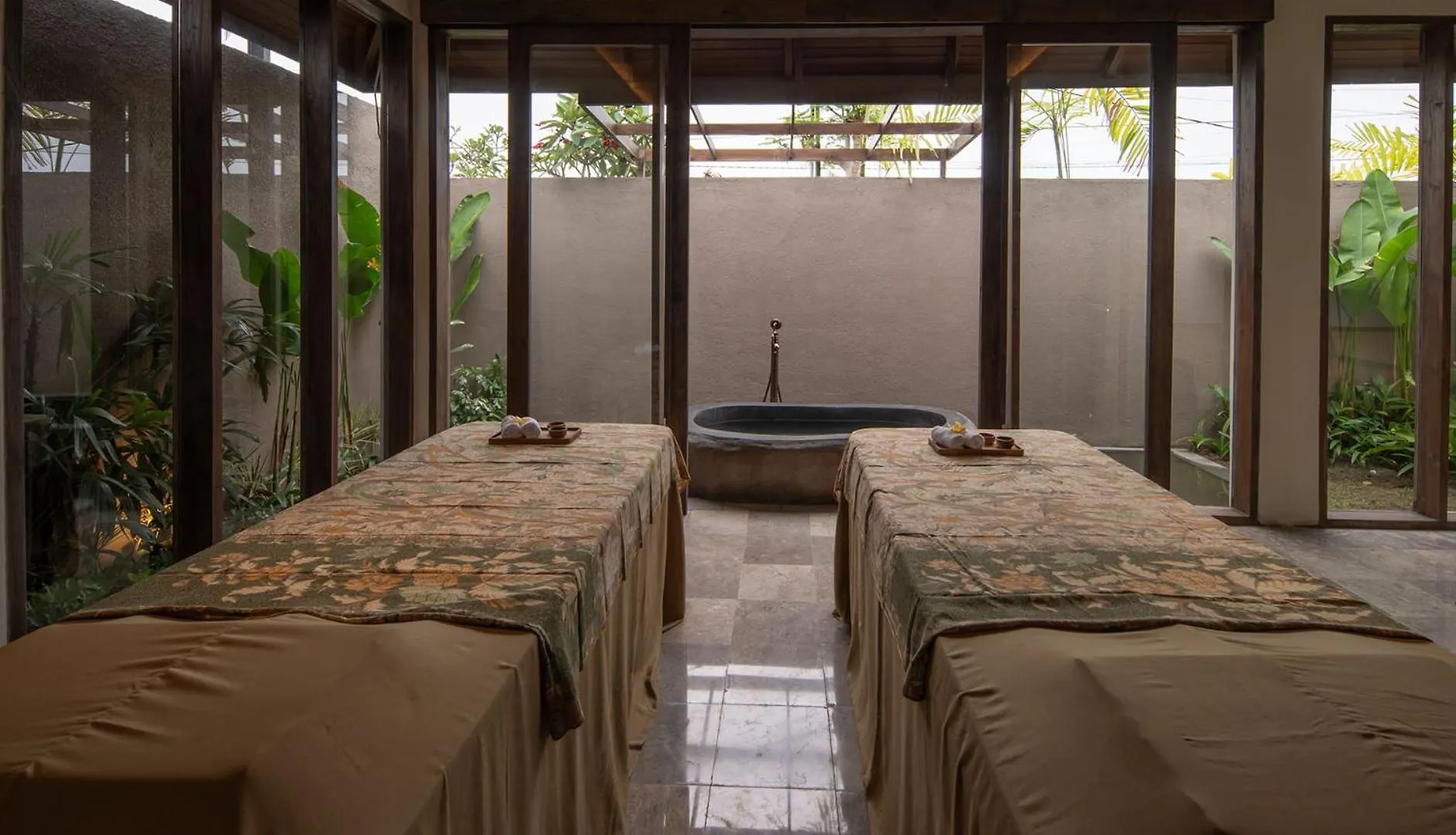 Ubud Mas Glamping Luxury Tent Villa